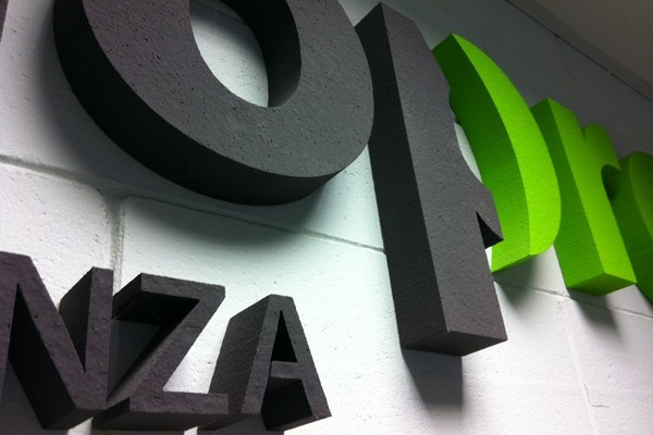Scritte in polistirolo - Via S. Andrea - Arco (TN) - Inaugurazione